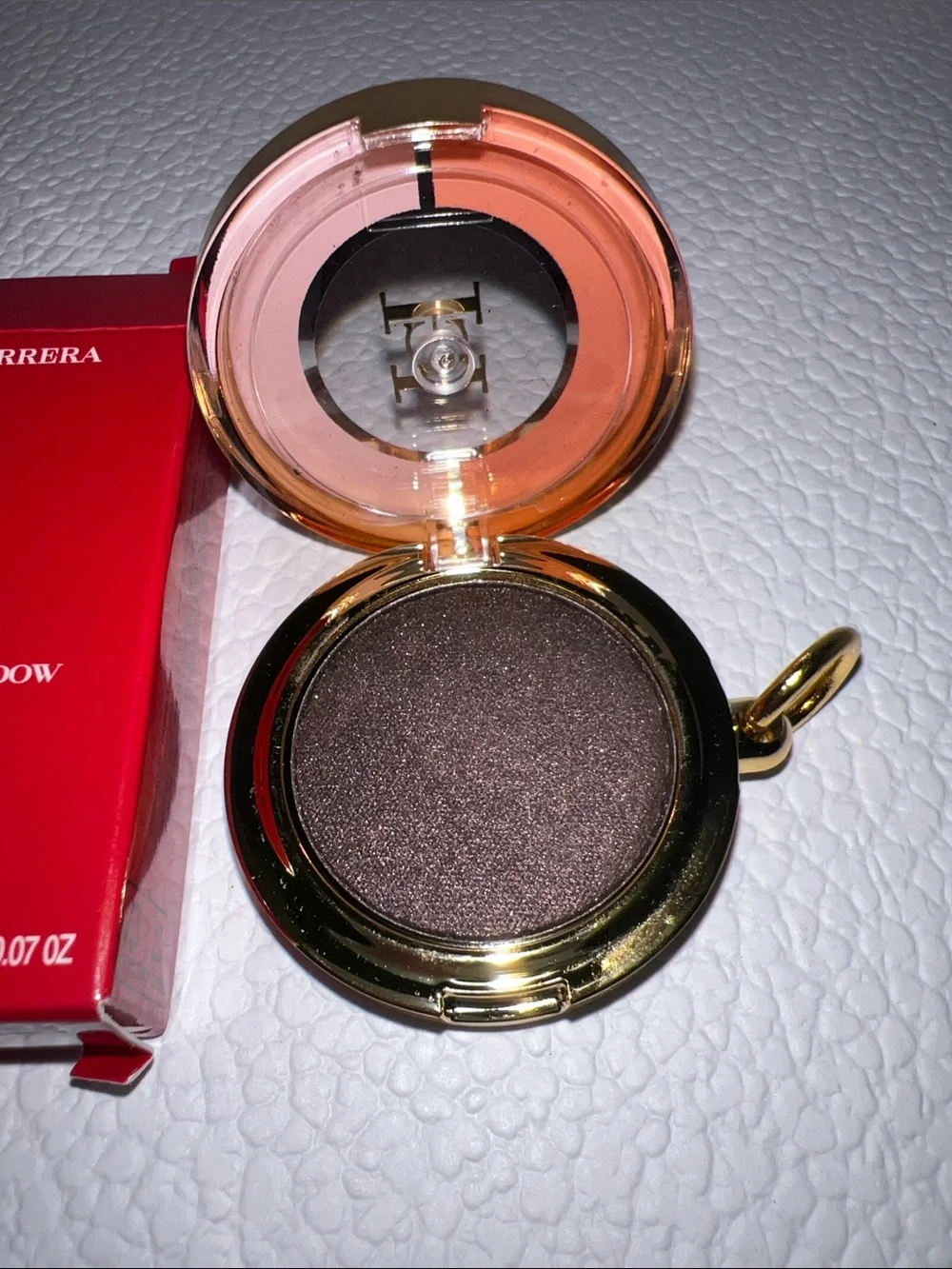 Carolina Herrera Eyeshadow Compact in Plum